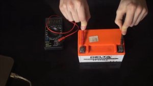 КАК ОПРЕДЕЛИТЬ ЗАРЯД АККУМУЛЯТОРА С ПОМОЩЬЮ МУЛЬТИМЕТРА