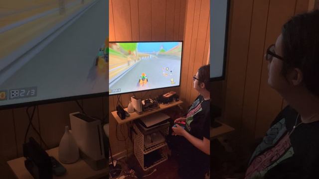 Gaming + Commentary | MARIO KART 8 DELUXE смотреть онлайн