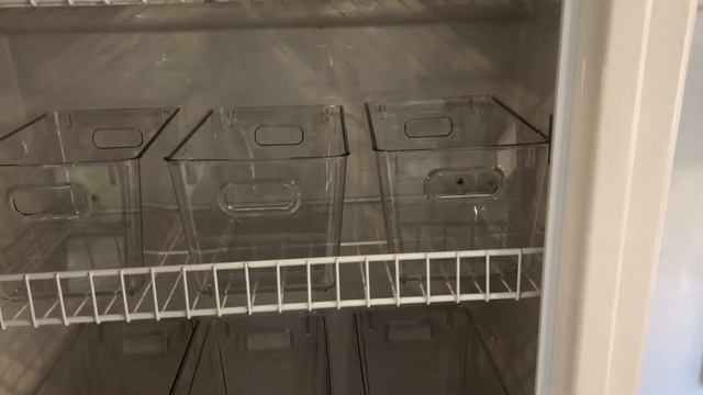 Oliver Legacy Elite II. Pantry and bedroom overhead storage bins.