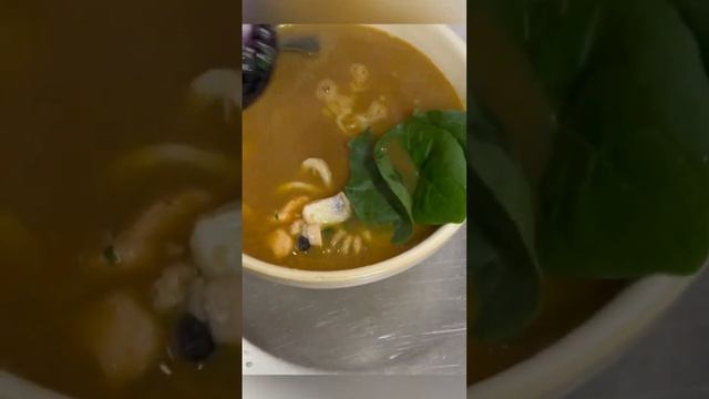 Рамен с морепродуктами Мидии, осьменоги, кальмар, креветки,судак, семга смотреть онлайн