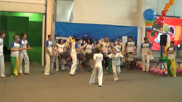 4 день Карнавал Необычных Увлечений Capoeira Santa Cruz Siberia 3 смотреть онлайн