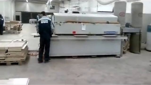 Кромление на станке кромкой ПВХ