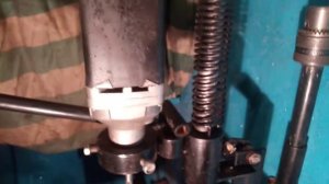 Сверлильный станок на базе дрели ИЭ-1035