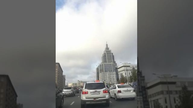 "Холодно" - слышишь без тебя, мне снова холодно...Я Верю, что идёт... Сейчас не голод к нам... смотреть онлайн