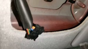 Подключение регистратора к плафону Lada Granta Cross