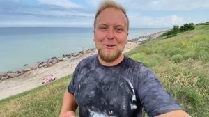 Геническ. Море блох! Мало туристов. Море, пляж. Обзор курорта Геническ