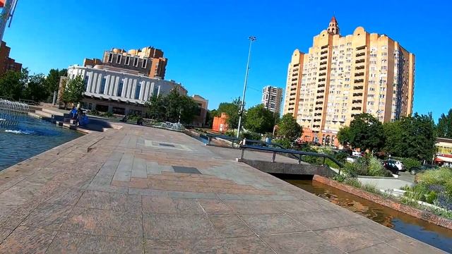 Катаюсь в парке Кузьминском на велосипеде. смотреть онлайн