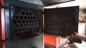 Професиональная чистка твердотопливного котла
