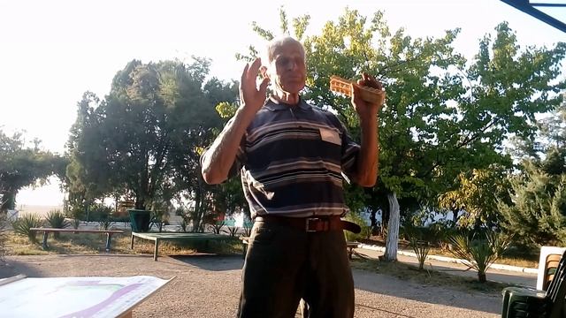 Миленин Михаил Иванович. Симферополь. Мастер-класс по изоляции маток! 1ч. смотреть онлайн