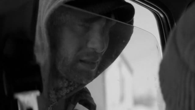 Под одним солнцем мы живем (Киллиан Мёрфи, В воздухе) смотреть онлайн