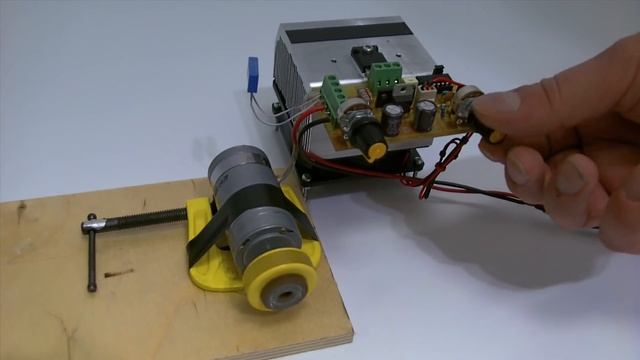 PWM DC Motor Speed controller on TL494 ACMY494HV PCB смотреть онлайн