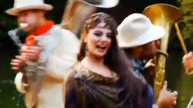 Anush Inga Arshakyanner - Menq Enq Mer Sarere.flv