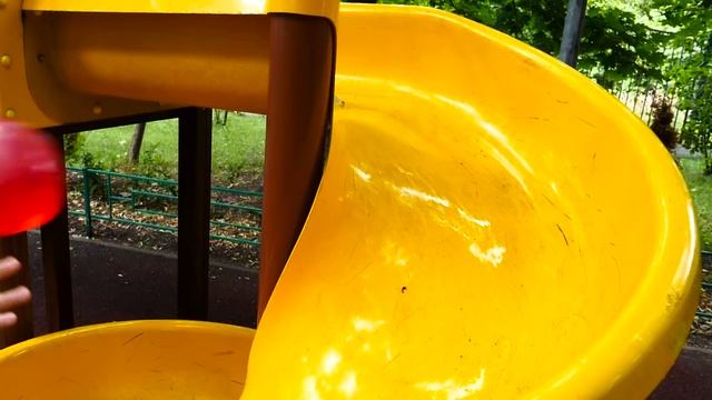 Игры Трансформеры - Бластеры Нерф и битва Роботов! – Видео с игрушками для мальчиков. смотреть онлайн