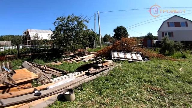 Разбор дома из газоблока, демонтаж крыши и стен. смотреть онлайн