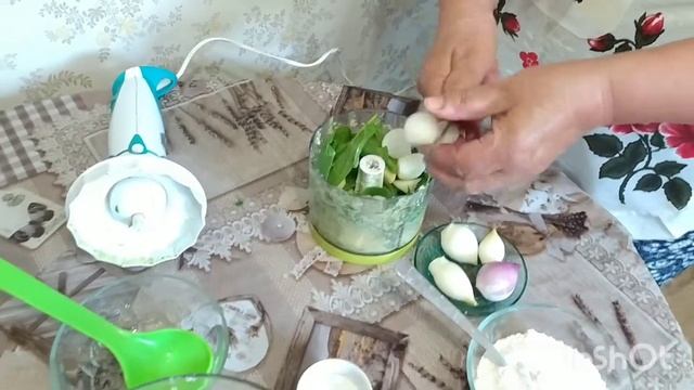 Деруни зі шпинатом #деруни #готуємовдома #шпинат ? смотреть онлайн