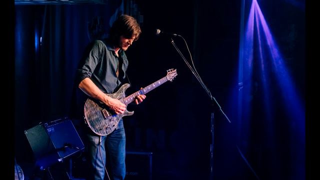 Кавер-группа "Таврика". Вячеслав Ковтун. "Meet Martin Riggs" к фильму "Смертельное оружие" смотреть онлайн