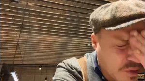 СИМОНОВ СЕРГЕЙ - ДОН СИМОН НАКЛЮКАЛСЯ ВИСКАРЯ В АЭРОПОРТУ И ЕГО ПЬЯНОГО ВЫСАДИЛИ С САМОЛЁТА.