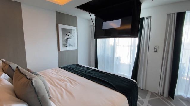 Celebrity BEYOND 13 Different Cabins Tour смотреть онлайн