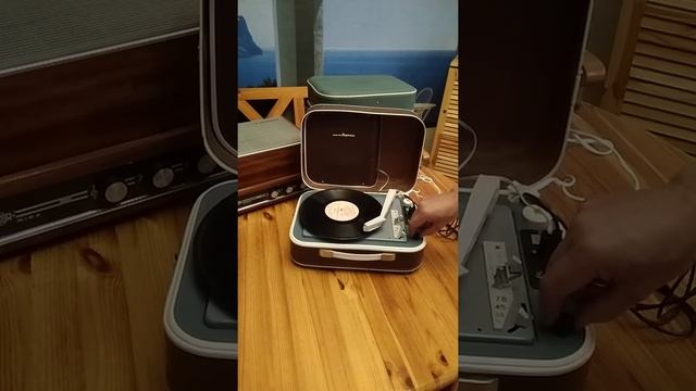 Ламповый электрофон "Молодежный" смотреть онлайн