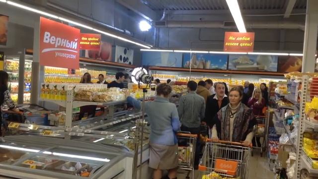 Черная пятница . Black Friday. Ажиотаж. смотреть онлайн