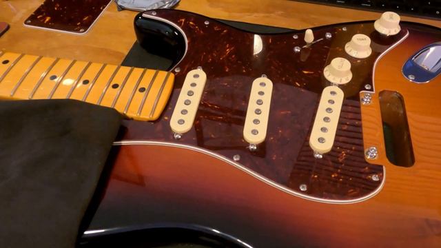 Upgrading my Tremolo/Bridge on Fender Strat! смотреть онлайн