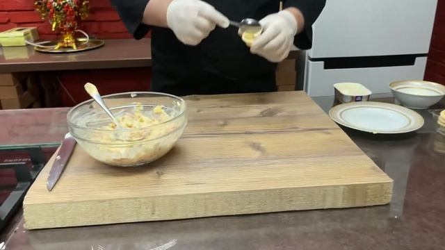 САЛАТ ПО-ЦАРСКИ|ЛУЧШЕ Б ОЛИВЬЕ ПРИГОТОВИЛ смотреть онлайн