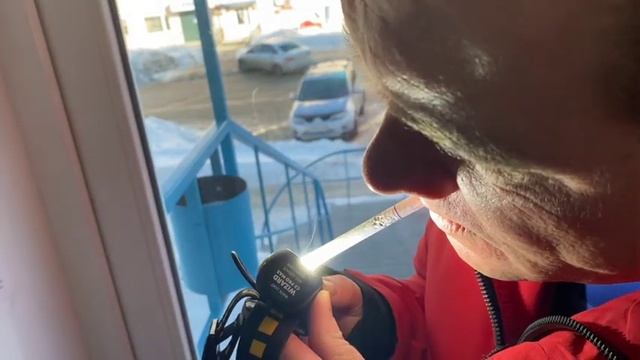 Прикурить сигарету от фонарика? Легко!! ARMYTEK WIZARD C2 PRO MAX смотреть онлайн