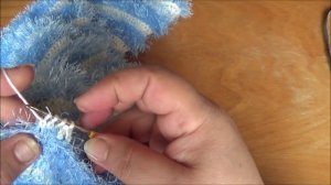 Вяжем крючком - пальто из травки для девочки. Часть 2