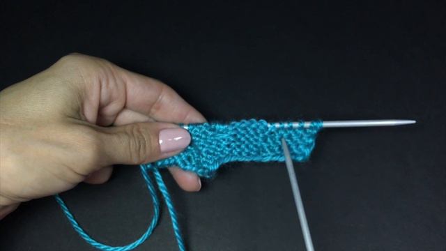 Вязание спицами оригинальной косы /Knitting braids - video master class. смотреть онлайн