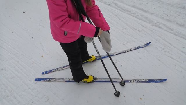 VLOG: Как Я Сходил На Лыжи | Крутая Гора | Лыжи Коньком смотреть онлайн