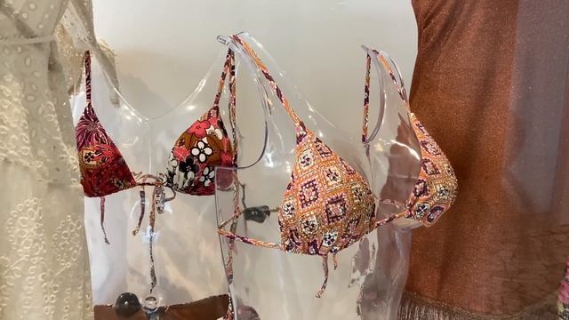 красивые и модные купальники : обзор смотреть онлайн