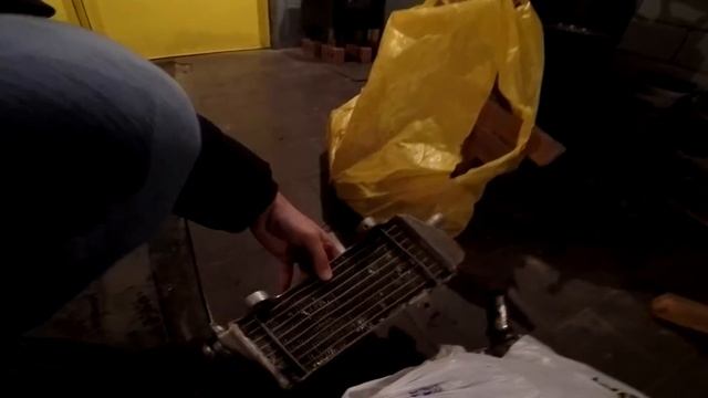 Знакомство с KTM "Петарда" EXC 125 смотреть онлайн