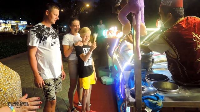 Как продают МОРОЖЕНОЕ В ТУРЦИИ ? Мараш ДОНДУРМА смотреть онлайн