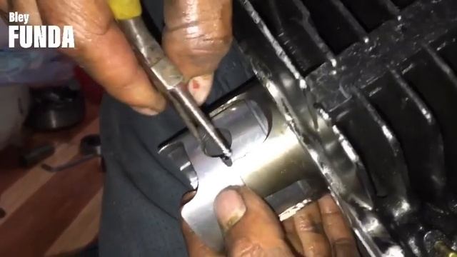 ¿Cómo montar un pistón de TS 125 a una AX 115 - 100? | Bley Funda смотреть онлайн