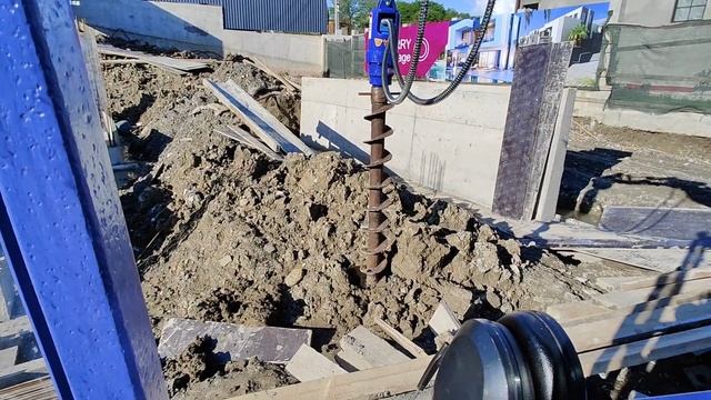 Установка и тест вращателя. Гидробур мини-экскаватор. смотреть онлайн