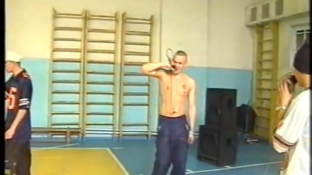 с Группа Хард тайм в школе смотреть онлайн