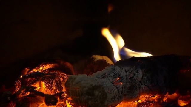 Звук огня в камине. Расслабляющие звуки камина. смотреть онлайн