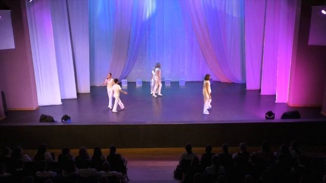 Шоу театр "Карусель". Литературно музыкальная композиция "Небо зовет" смотреть онлайн