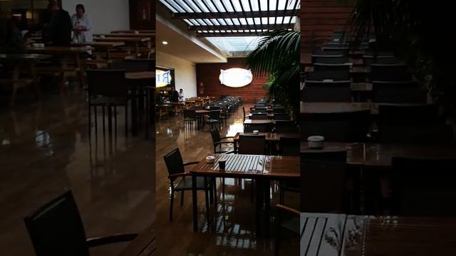 Mahon airport Menorca смотреть онлайн