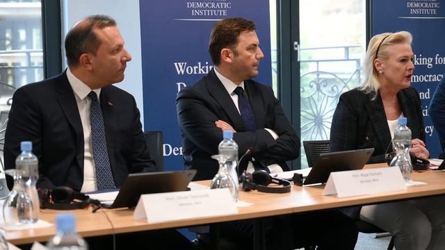 Завршен настан на Национален демократски институт смотреть онлайн