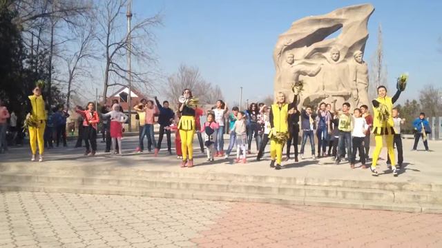 Флешмоб Токмок Билайн смотреть онлайн