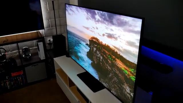 Большая ошибка Samsung в 8 серии телевизоров 2021 года | ABOUT TECH смотреть онлайн