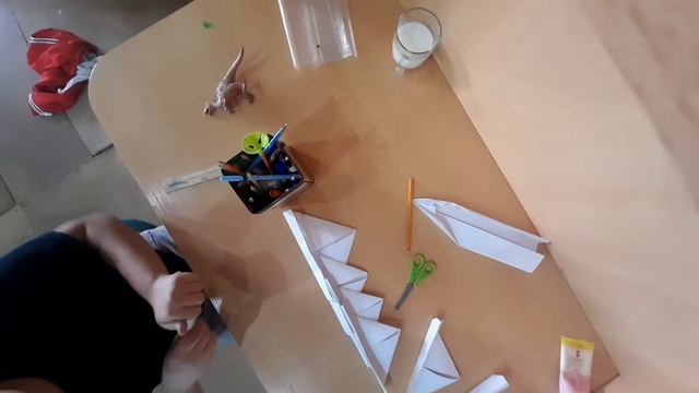 Виликий хан делает из бумаги А4 КОРОНА царя Саломона смотреть онлайн