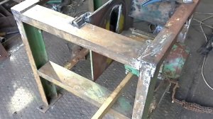 Циркулярный раскроечный станок , своими руками . Circular cutting machine with their own hands .