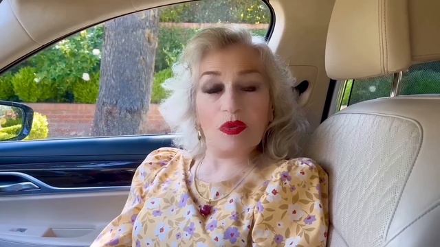 Her past is shocking! смотреть онлайн