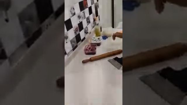 КАК КРАСИВО СДЕЛАТЬ БУЛОЧКИ ! смотреть онлайн