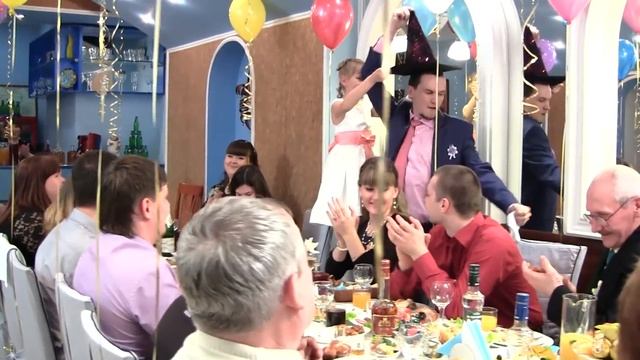 Конкурс на свадьбе.Музыкальная шляпа смотреть онлайн