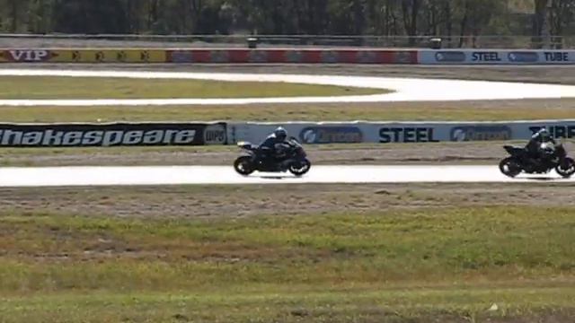 Matt & Brian QR 25-04-2007 brisbanebikers смотреть онлайн