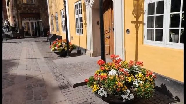 POSTCARD: AALBORG, DENMARK *TRAVELTIP FALL 2018* смотреть онлайн