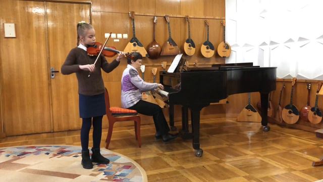 А. Комаровский Вариации на тему украинской народной песни "Вышли в поле косари" смотреть онлайн